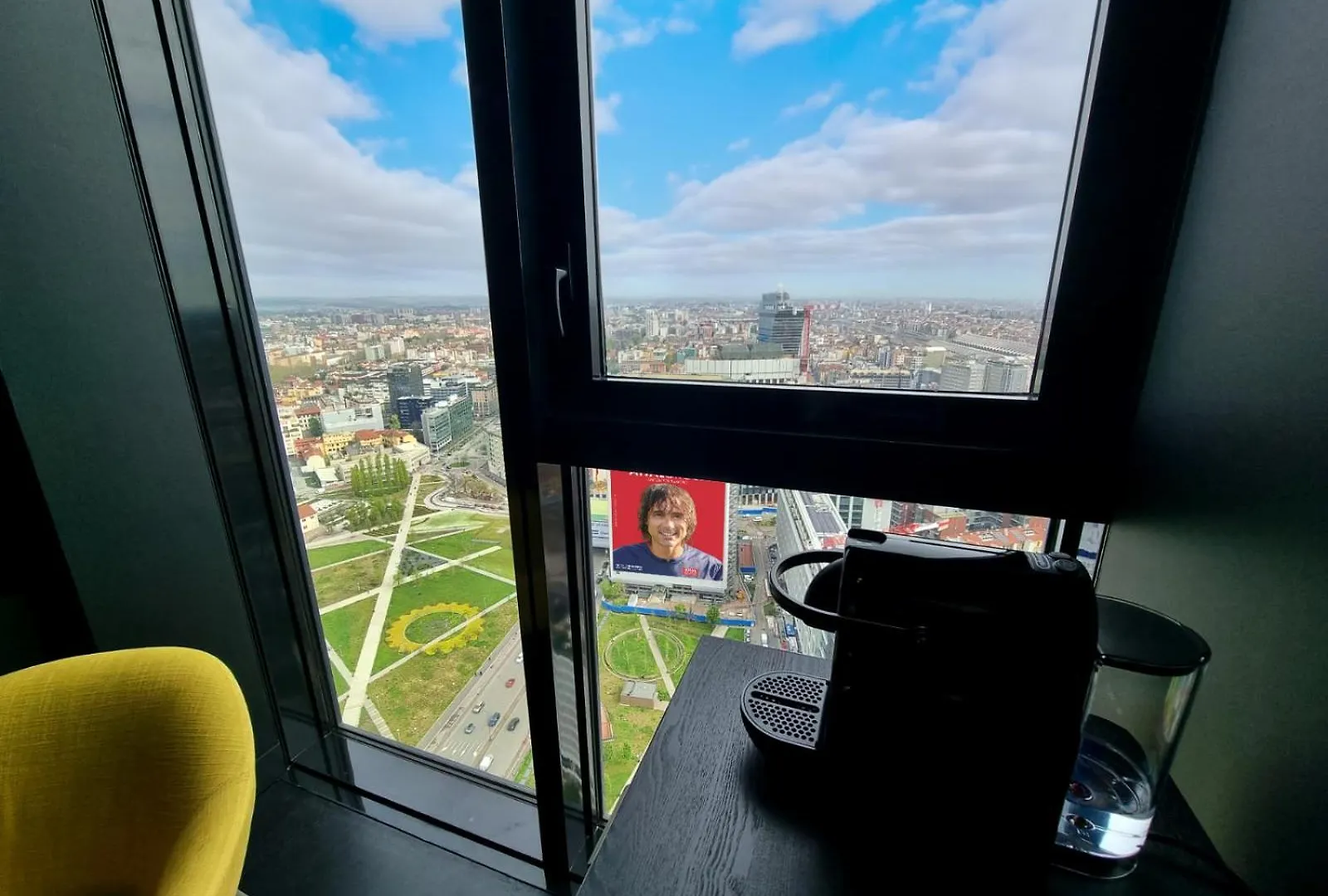 فندق Skyline Solaria Milano إيطاليا